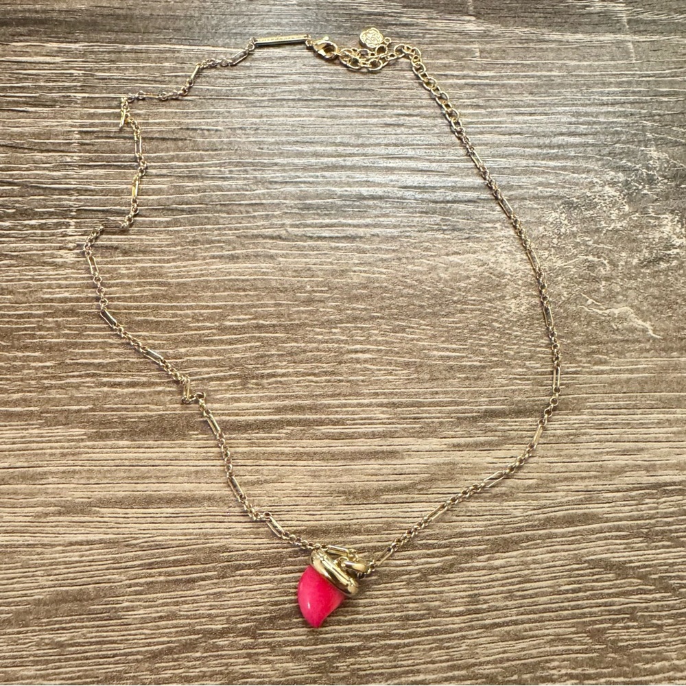 Kendra Scott gold necklace